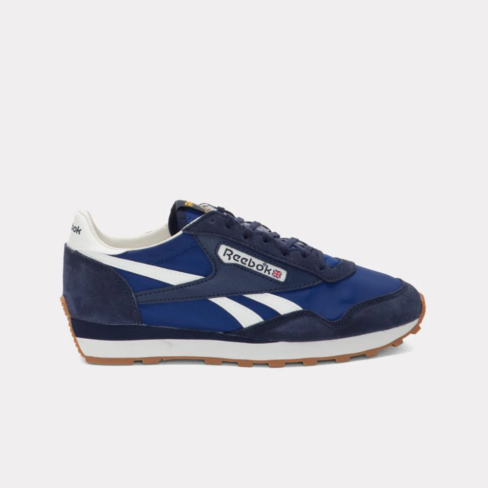 Reebok Footwear Men Aztec II Shoes VECT NAVY/CLASSIC COBALT/CHALK
