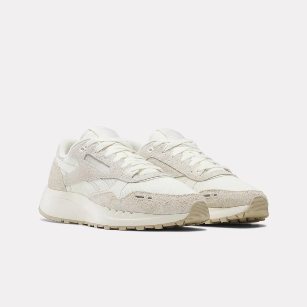 Reebok Footwear Men Classic Leather 2400 Shoes VINTAGE CHALK/CHALK/ALABASTER - Image 2