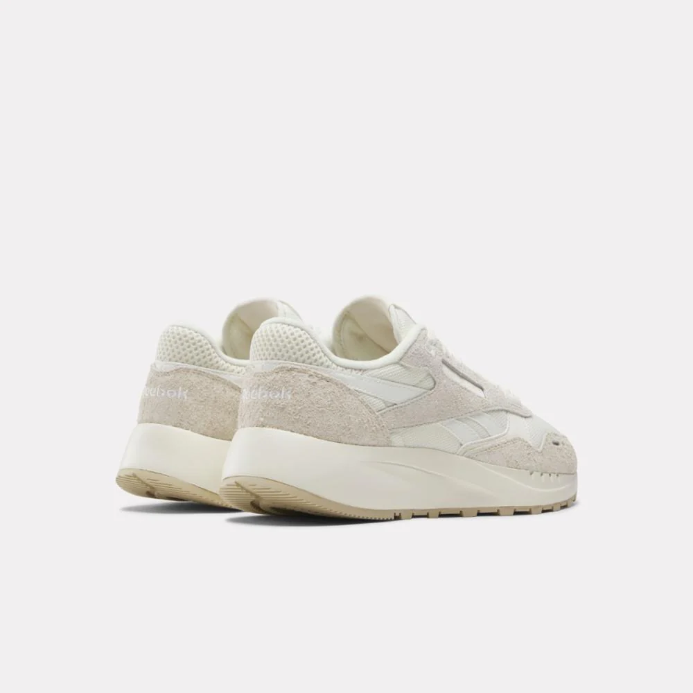 Reebok Footwear Men Classic Leather 2400 Shoes VINTAGE CHALK/CHALK/ALABASTER - Image 3