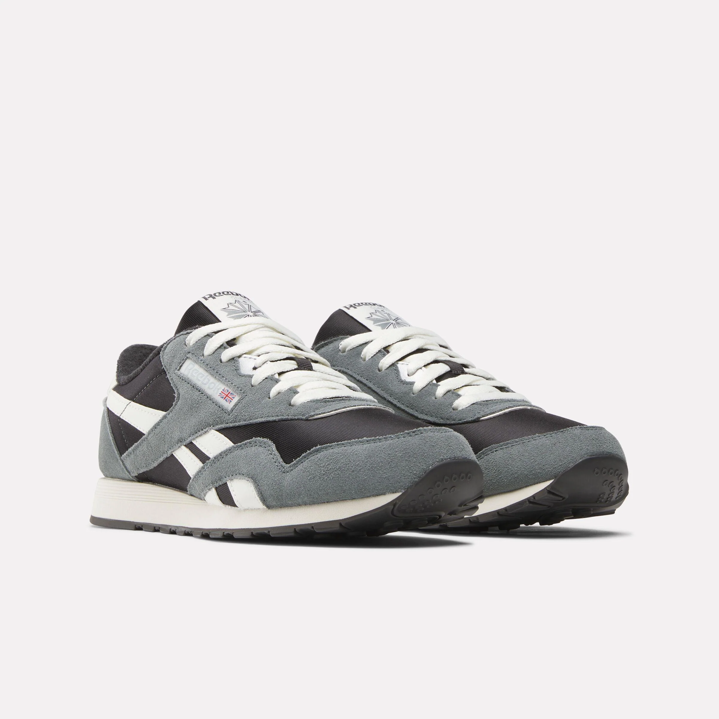 Reebok Footwear Men Classic Nylon Shoes WASHED BLACK/DARK FOG/CHALK - Image 2
