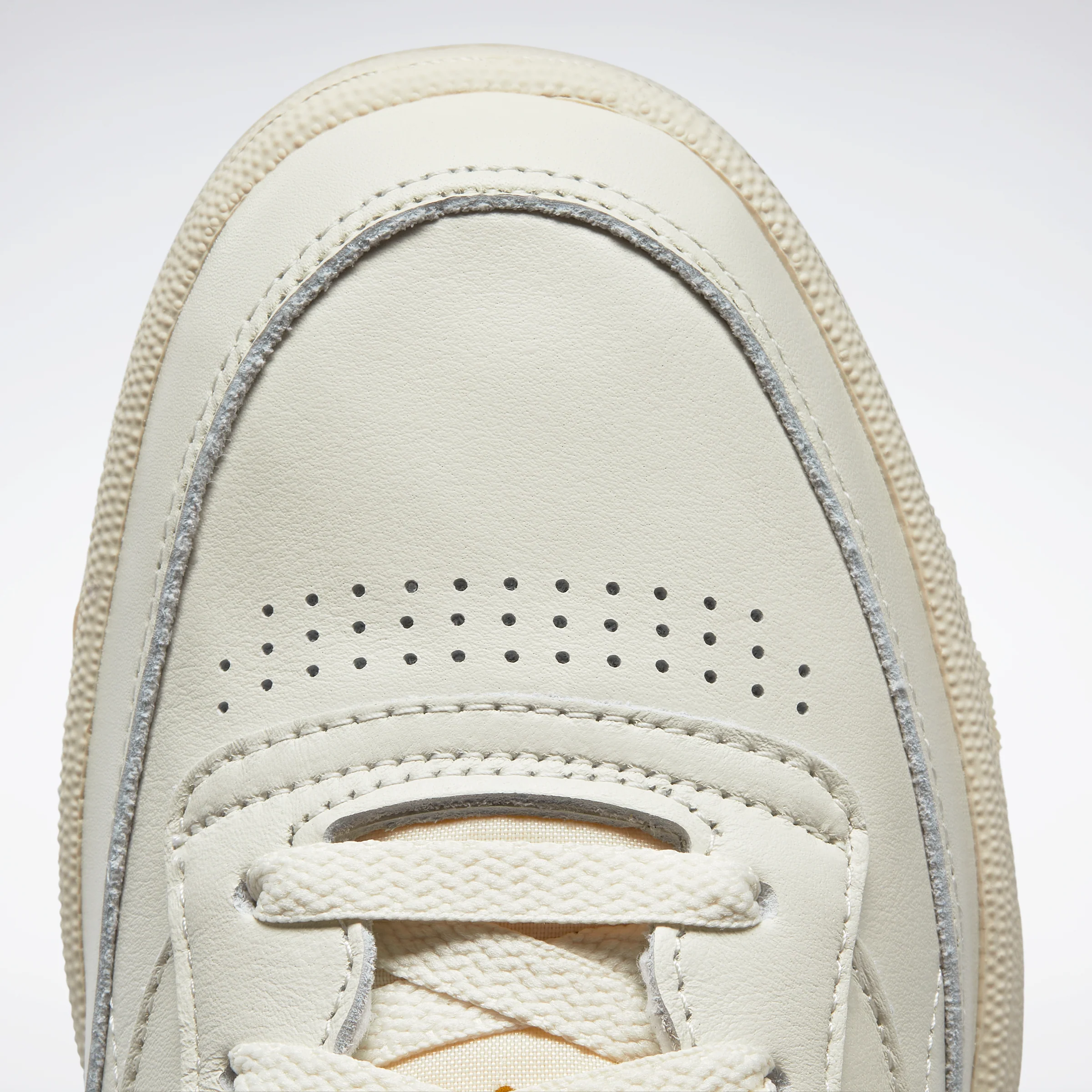 Reebok Footwear Men Club C 1985 Tv Vincha/Papwht/Clatea - Image 8