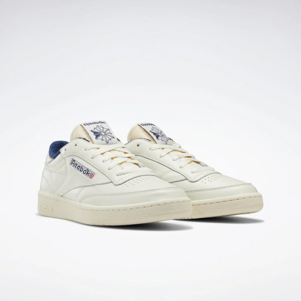 Reebok Footwear Men Club C 85 Vintage Shoes CHALK/ALABASTER/VECTOR NAVY - Image 3
