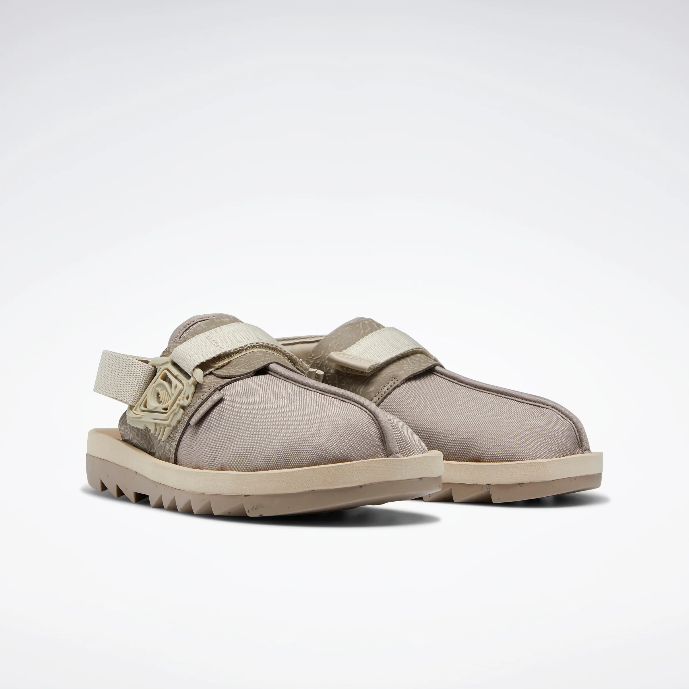 Reebok Footwear Men Jurassic World Beatnik Slides Bougry/Parchm/Oatmea - Image 3