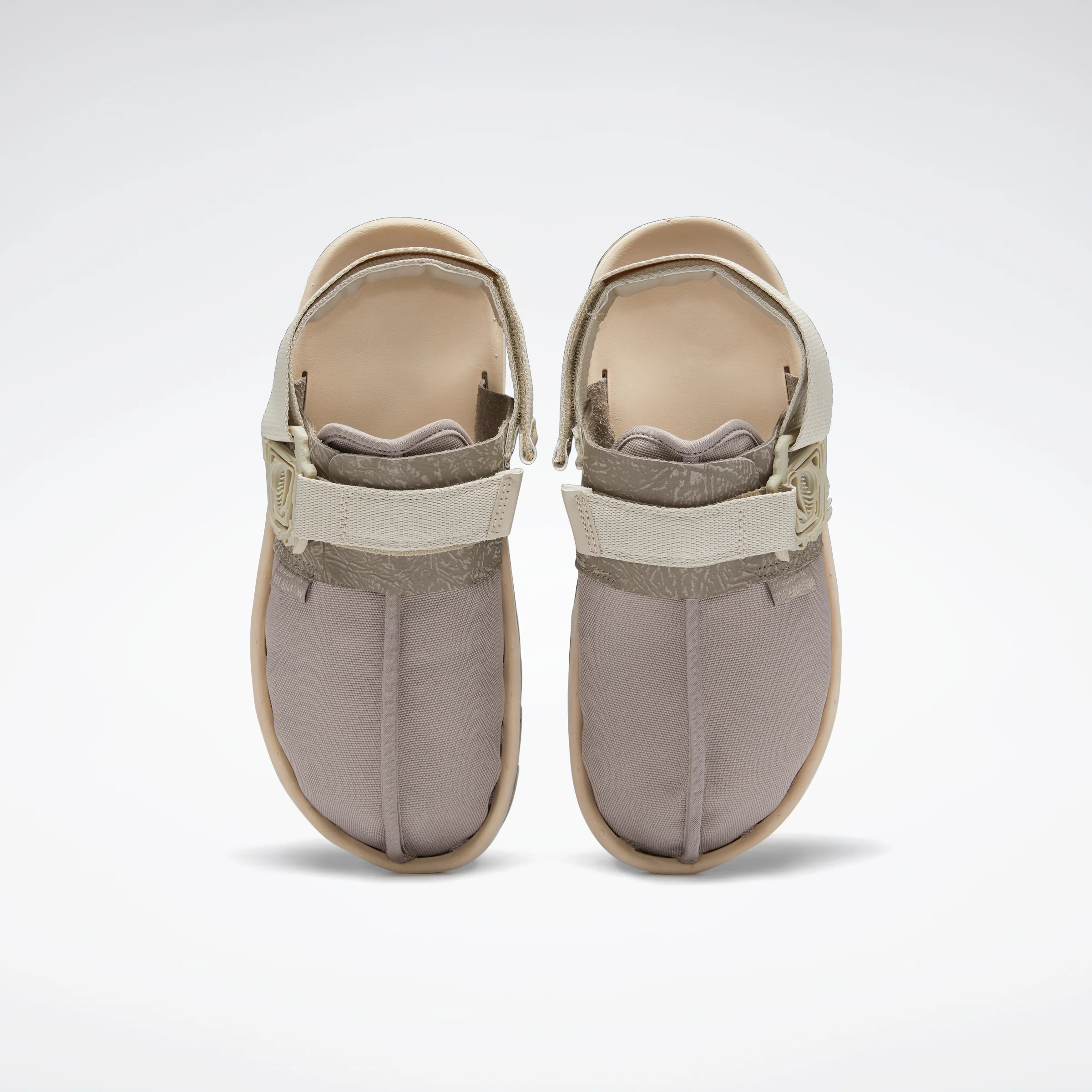 Reebok Footwear Men Jurassic World Beatnik Slides Bougry/Parchm/Oatmea - Image 6