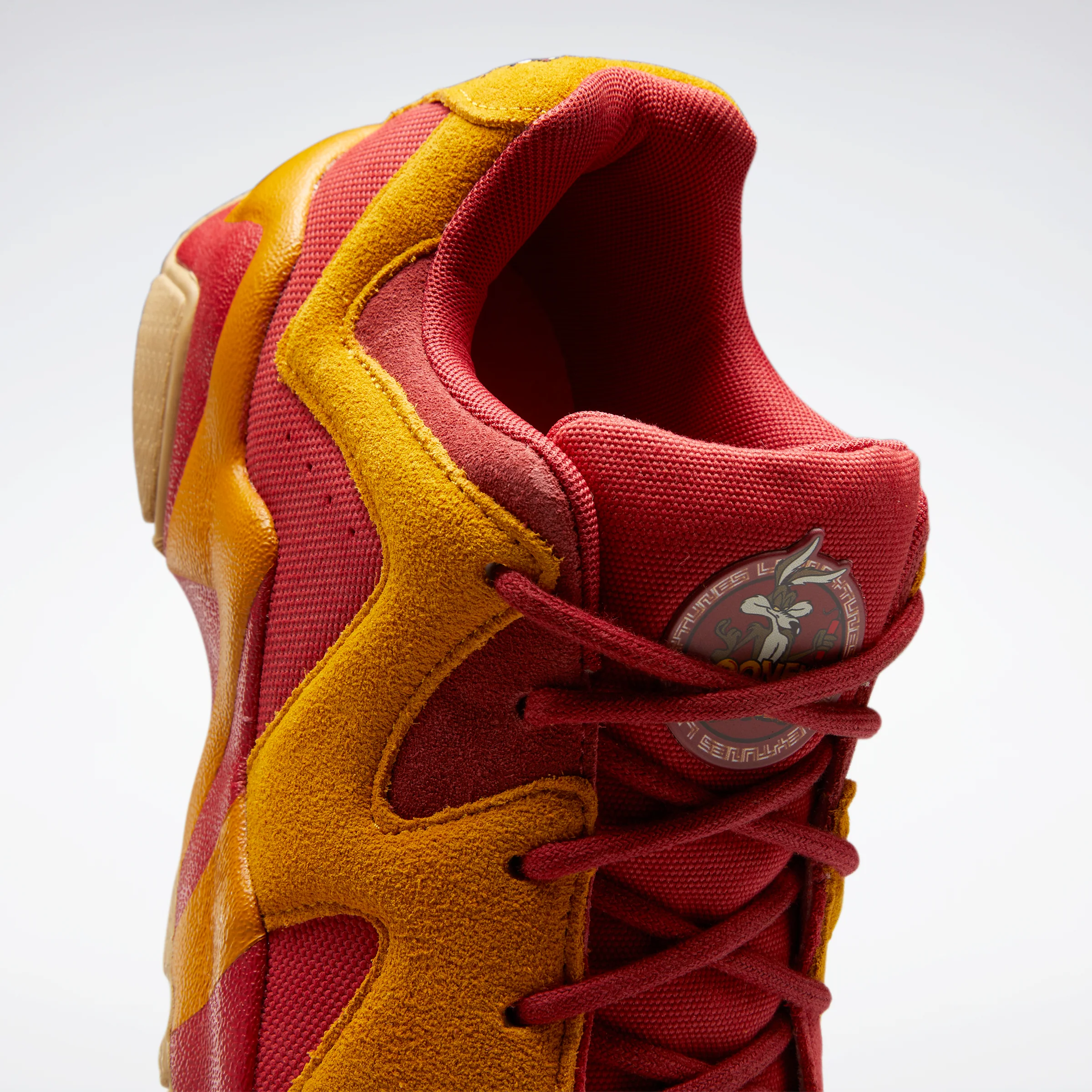 Reebok Footwear Men Looney Tunes Hurrikaze Ii Low Shoes Marred/Brgoch/Rebred - Image 7