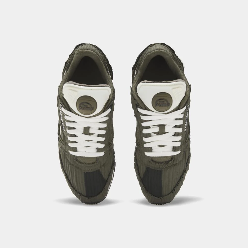 Reebok Footwear Men MARKET Classic Leather Pump Shoes ARMGRN/CBLACK/CHALK - Image 5
