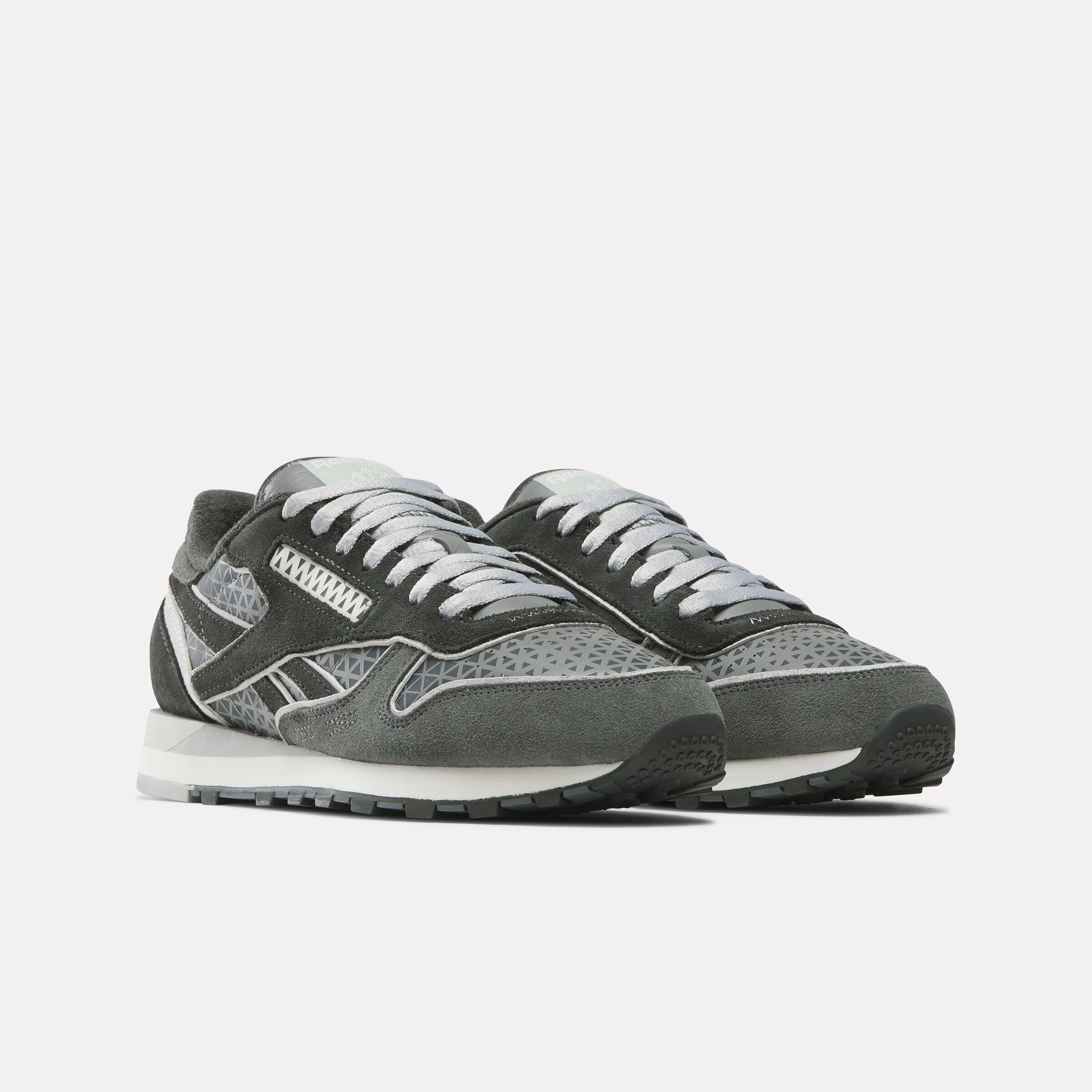 Reebok Footwear Men Reebok x White Mountaineering Classic Leather Shoes GREY/GREY/GREY - Image 2