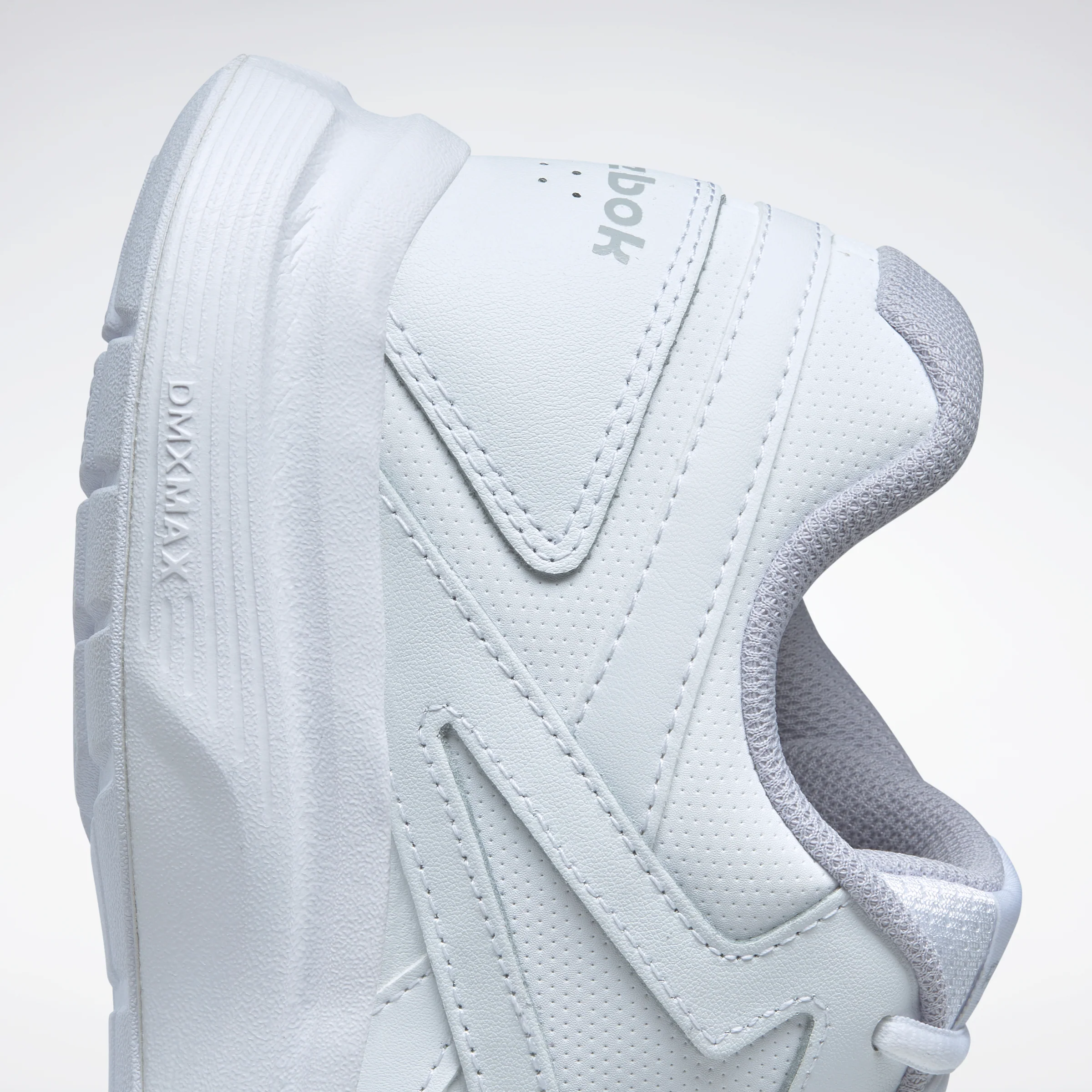 Reebok Footwear Men Walk Ultra 7.0 Dmx Max Shoes Ftwwht/Cdgry2/Ftwwht - Image 7