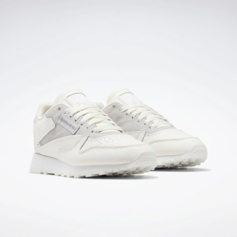 Reebok Footwear Women CLASSIC LEATHER CHALK/COLD GREY 1/FTWR WHT - Image 3