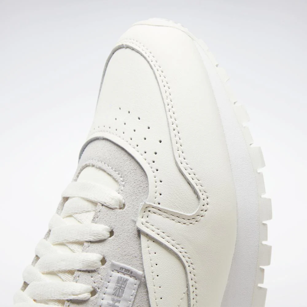 Reebok Footwear Women CLASSIC LEATHER CHALK/COLD GREY 1/FTWR WHT - Image 8