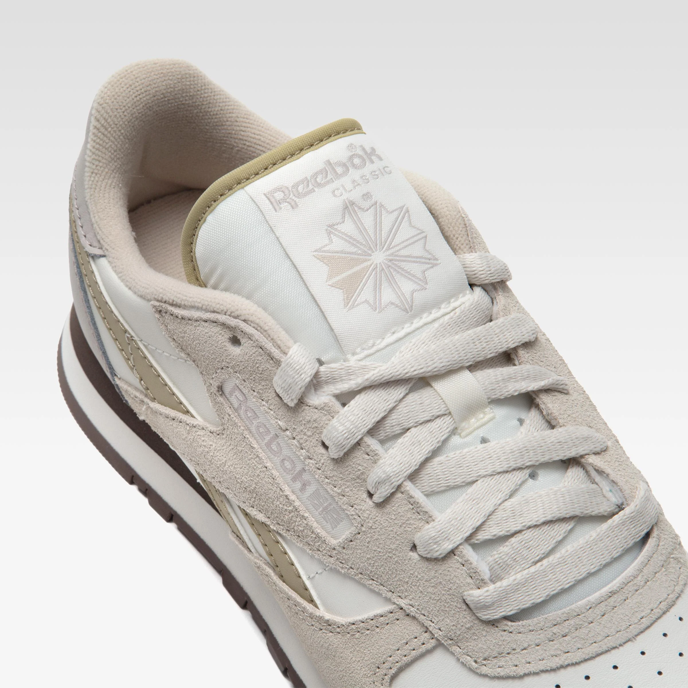 Reebok Footwear Women Classic Leather Shoes CHALK/ALABASTER/MOONSTONE - Image 7