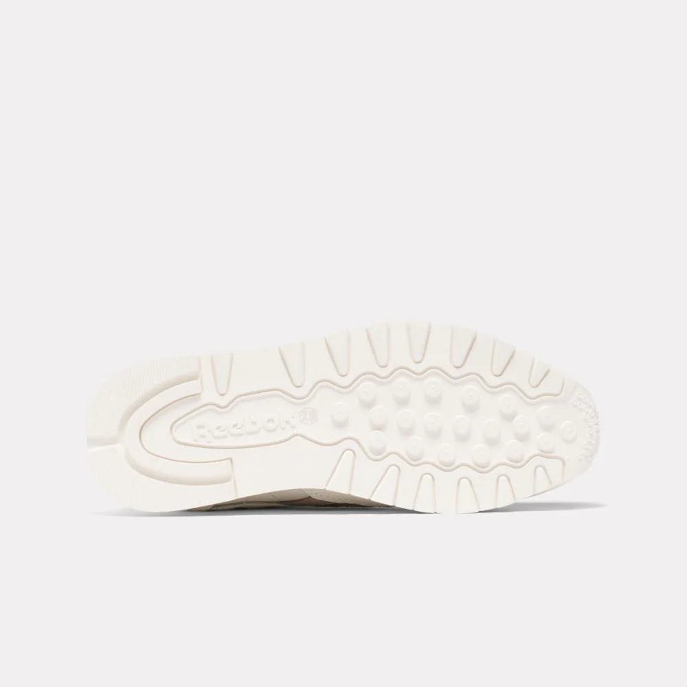 Reebok Footwear Women Classic Leather Shoes CHALK/ASH/UTIBRO - Image 4