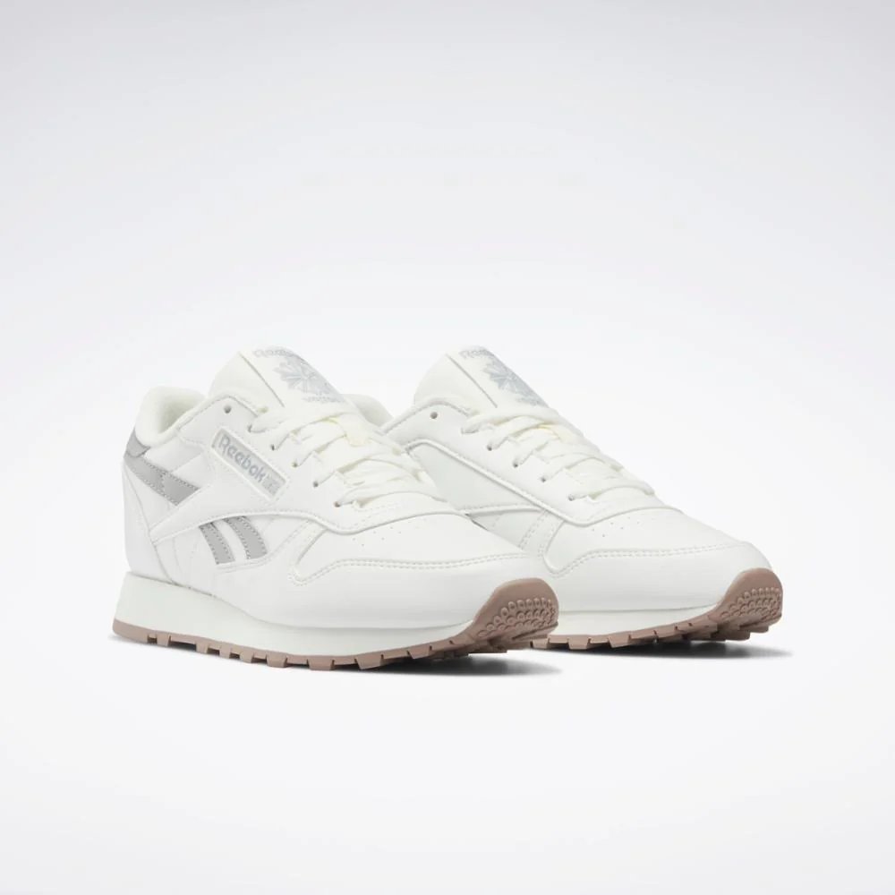 Reebok Footwear Women CLASSIC LEATHER SHOES CHALK/PUGRY3/TAUPE - Image 2