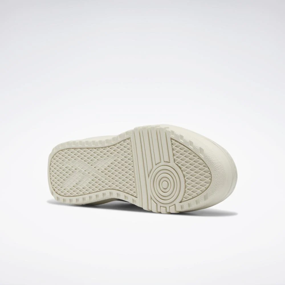 Reebok Footwear Women Club C Extra Shoes CHALK/CHALK/GLEN GREEN - Image 5