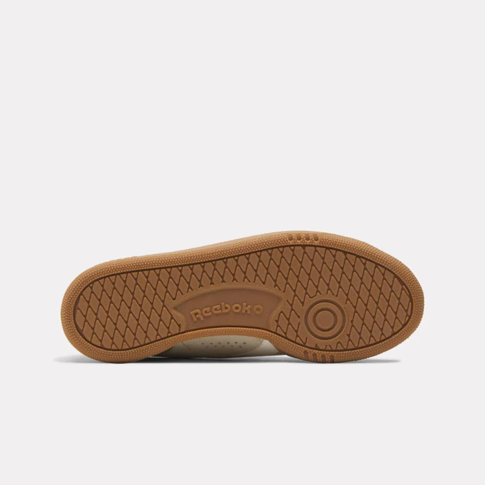 Reebok Footwear Women Club C Grounds UK Shoes CLASSICBEIGE/CHALK/GUM - Image 4